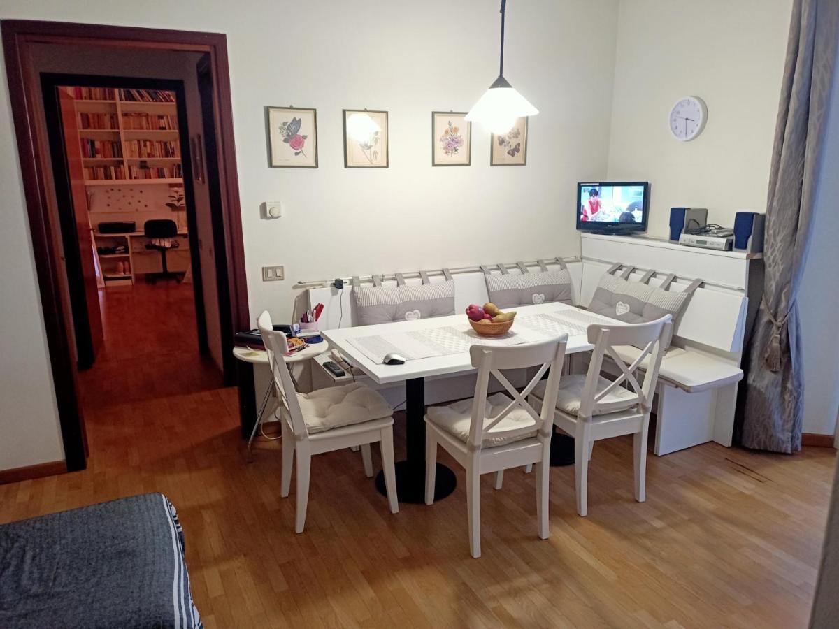 Hotel Dalia Stanza A Como Exteriér fotografie